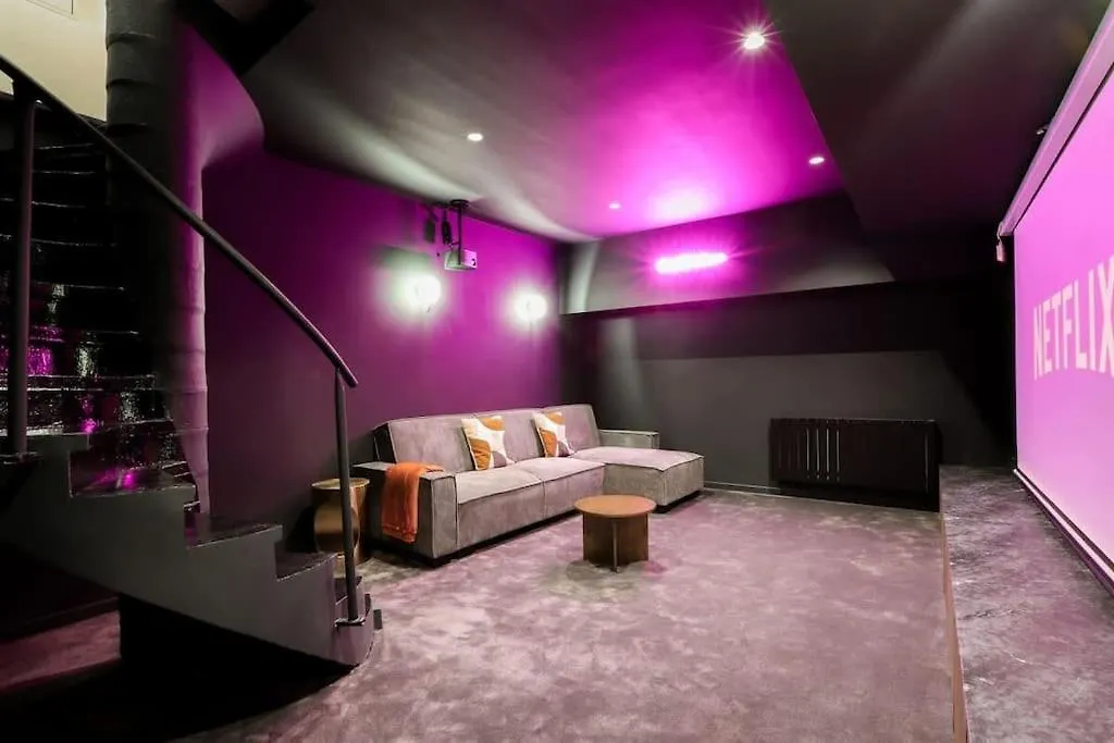 Sublime Duplex Avec Salle De Cinema Apartman